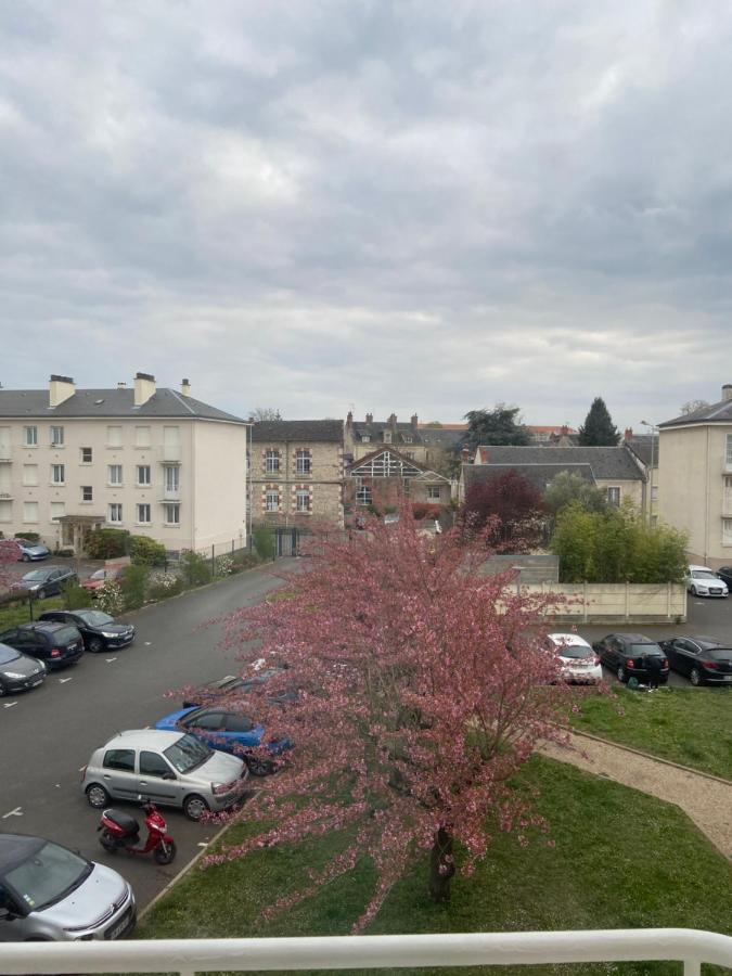 Bel F3 Quartier Pignoux 1 Km Centre Ville บัวร์ ภายนอก รูปภาพ